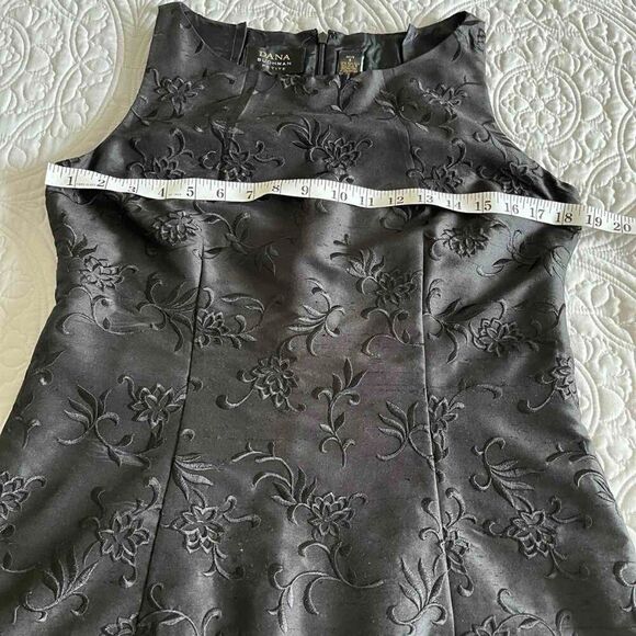 DANA BUCHMAN 100% Silk Black  Floral Tank  Women's Tops size 8P - Picture 3 of 11